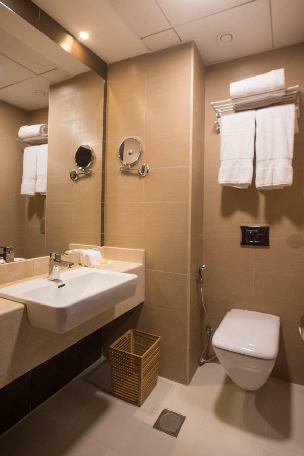 Fantastay - Luxury Studio Sparkle Tower Dubai Marina エクステリア 写真